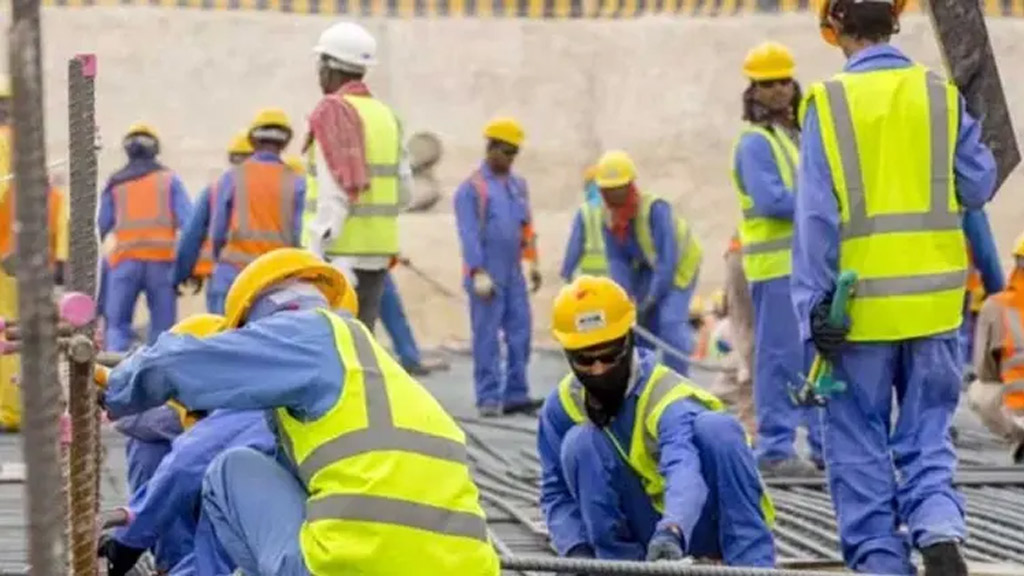মালয়েশিয়ায় প্রবেশ করতে না পারা কর্মীদের জন্য সুখবর