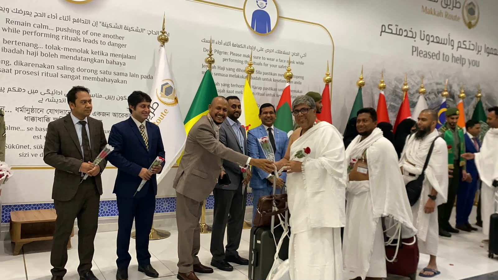 সৌদি পৌঁছেছে বাংলাদেশের প্রথম হজ ফ্লাইট